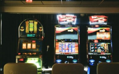 Online Slots vs. Live Casino Gaming: 2024 Insights & New Slot Reveals