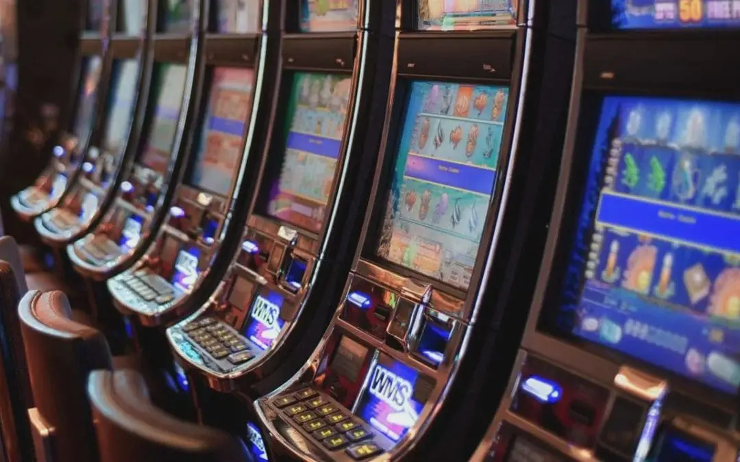 Spend Your Spare Time And Feel The Magic With Online Poker Machine